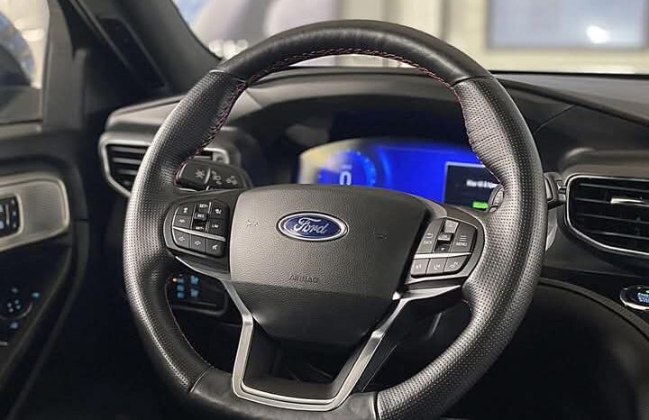 
								Ford Explorer Hybride/Ecoboost/7 places/ST-Line full									