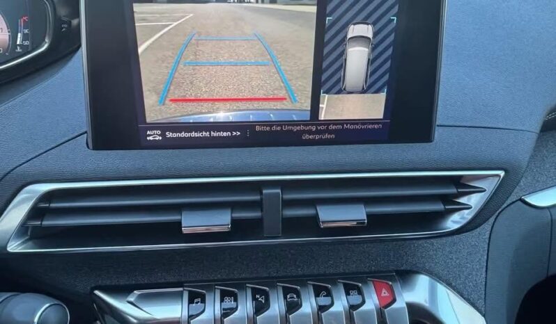 
								Peugeot 5008 GT-Line 1.2 PureTech full									