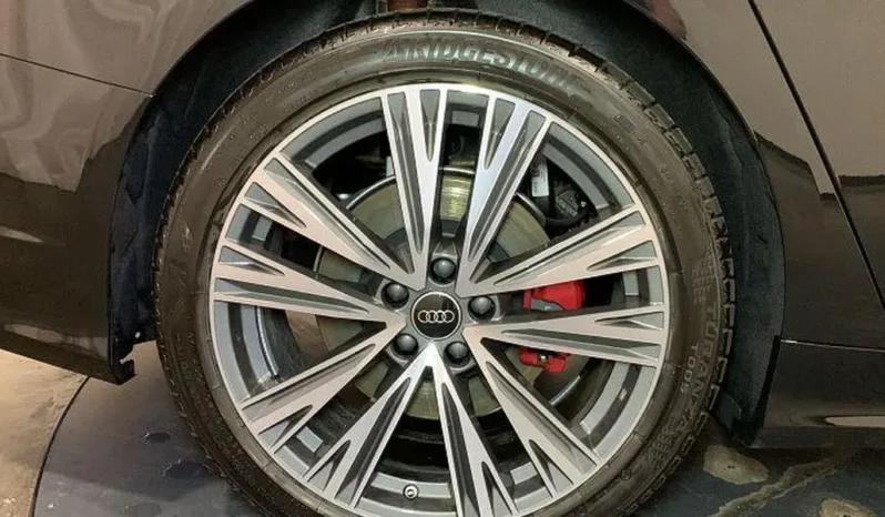 
								Audi A6 Avant full									