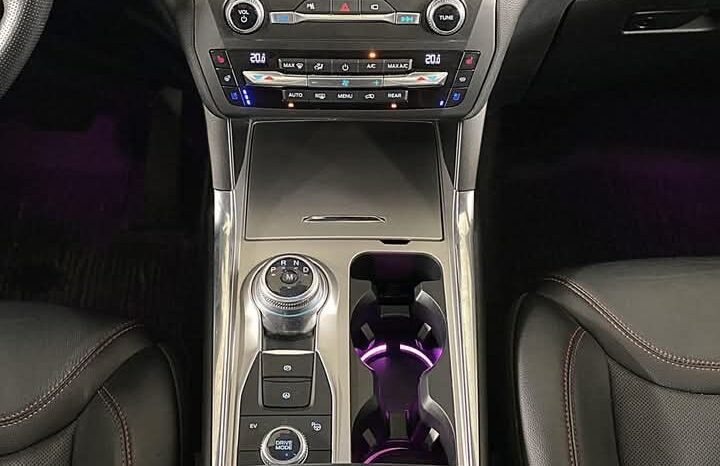 
								Ford Explorer Hybride/Ecoboost/7 places/ST-Line full									