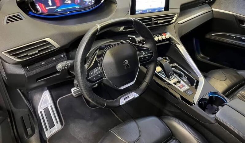 
								Peugeot 5008 GT-Line 1.2 PureTech full									