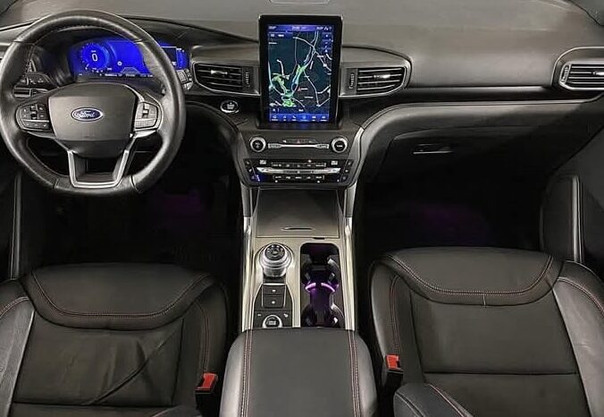 
								Ford Explorer Hybride/Ecoboost/7 places/ST-Line full									