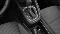 
										Renault Clio full									