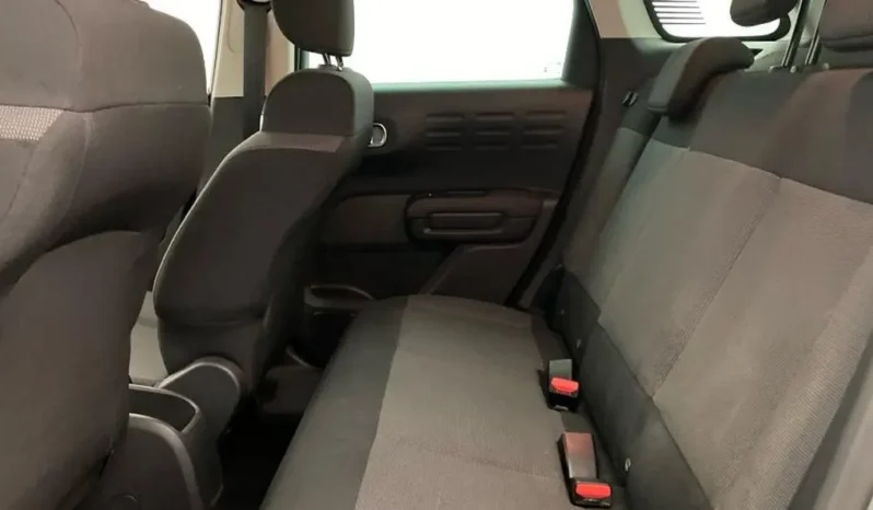 
								Citroen C3 Aircross full									