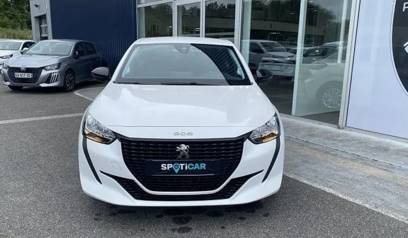 
								Peugeot 208 full									