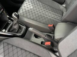 
										Volkswagen T-Cross 1.0 TSI R-Line full									
