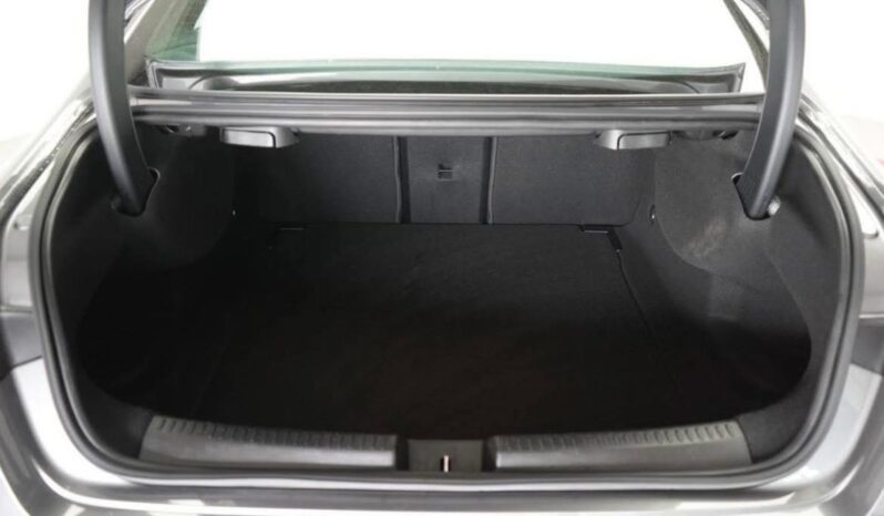 
								Mercedes-Benz CLA 200 7G-DCT AMG Navi full									