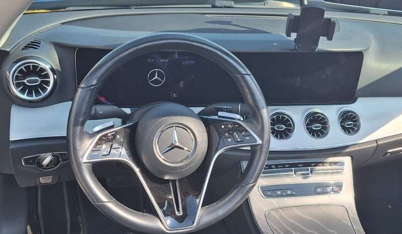 
								Mercedes-Benz Classe E 220d full									