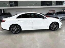 
										Mercedes-Benz CLA 200 AMG full									