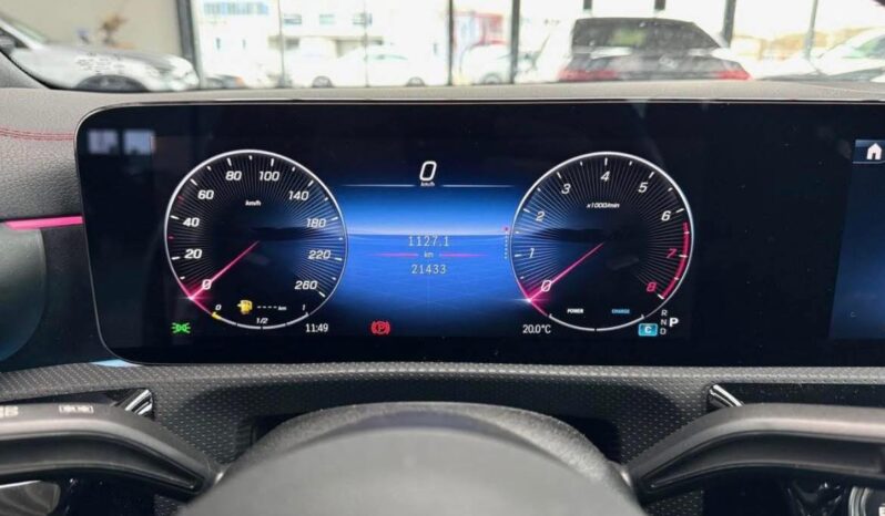 
								Mercedes-Benz CLA 200 AMG full									