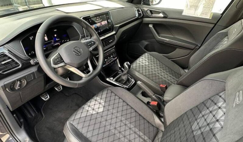 
								Volkswagen T-Cross 1.0 TSI R-Line full									