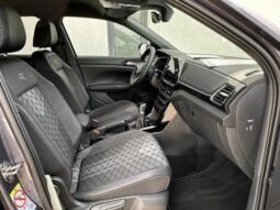 
										Volkswagen T-Cross 1.0 TSI R-Line full									