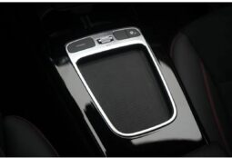 
										Mercedes-Benz CLA 200 7G-DCT AMG Navi full									